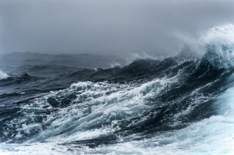 Eco-Friendly Shipbuilding: Green Shipyard Practices